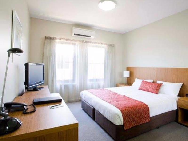 Gladstone Downtown Central Apartment Hotel Official Exterior foto